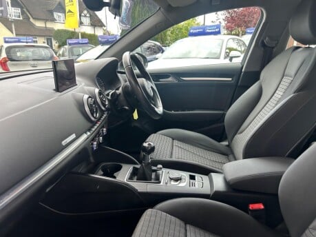 Audi A3 TDI SPORT 31