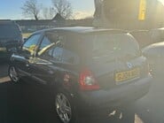 Renault Clio DYNAMIQUE 16V 4
