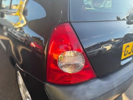 Renault Clio DYNAMIQUE 16V 8