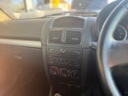 Renault Clio DYNAMIQUE 16V 12
