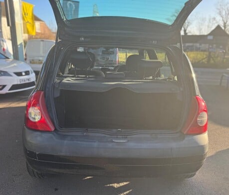 Renault Clio DYNAMIQUE 16V 22