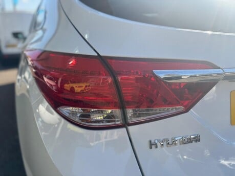 Hyundai i40 CRDI STYLE BLUE DRIVE 12