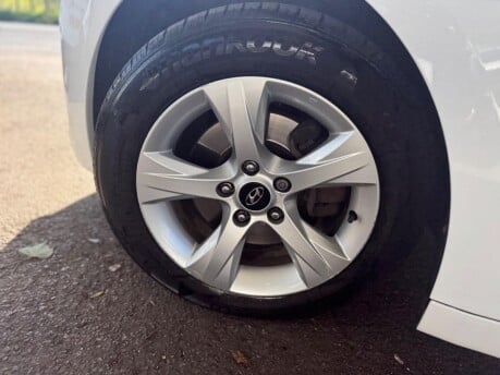 Hyundai i40 CRDI STYLE BLUE DRIVE 17