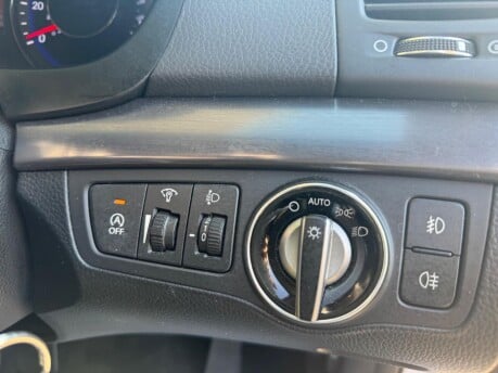 Hyundai i40 CRDI STYLE BLUE DRIVE 19