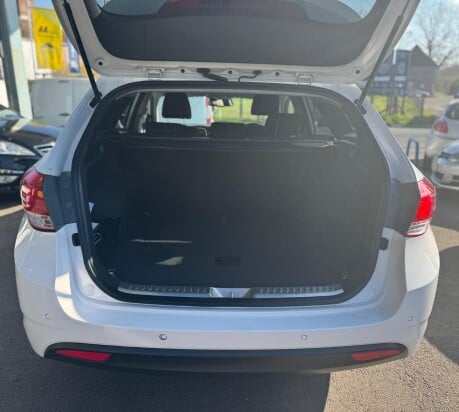 Hyundai i40 CRDI STYLE BLUE DRIVE 34