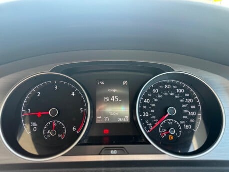 Volkswagen Golf MATCH TDI BLUEMOTION TECHNOLOGY 9