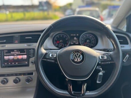Volkswagen Golf MATCH EDITION TSI BMT 10