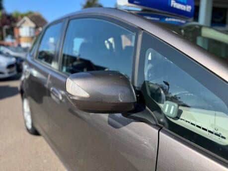 Honda Jazz I-VTEC ES 13