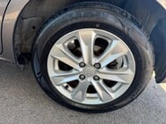 Honda Jazz I-VTEC ES 16