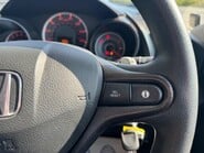 Honda Jazz I-VTEC ES 22
