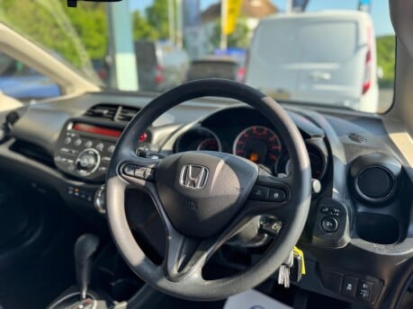 Honda Jazz I-VTEC ES 28