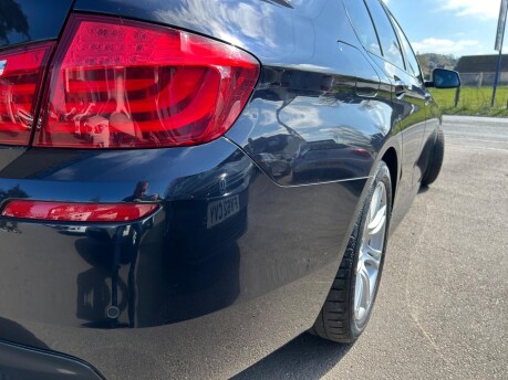 BMW 5 Series 520D M SPORT 14