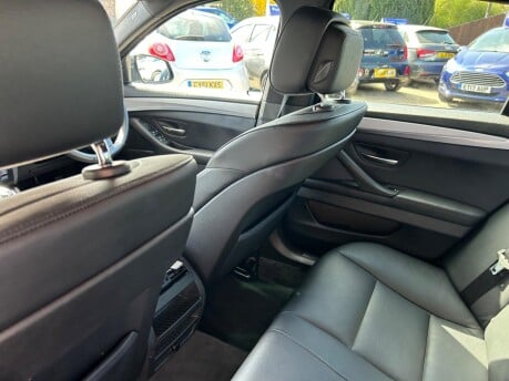 BMW 5 Series 520D M SPORT 27