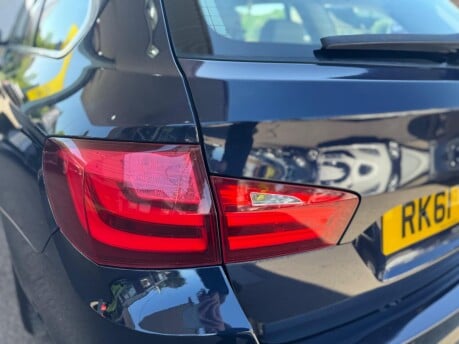 BMW 5 Series 530D SE TOURING 12