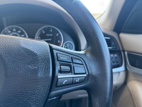 BMW 5 Series 530D SE TOURING 22