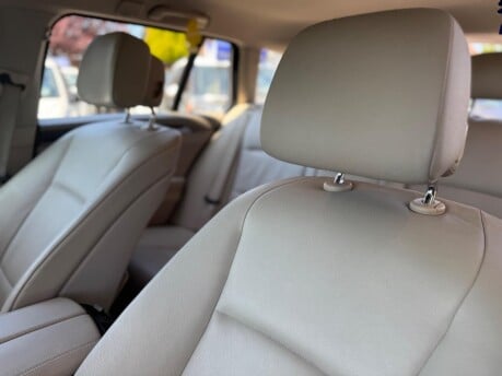 BMW 5 Series 530D SE TOURING 31