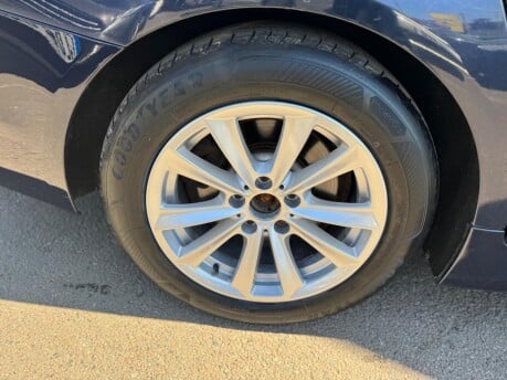 BMW 5 Series 530D SE TOURING 15