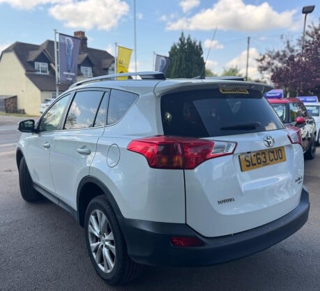 Toyota Rav4 D-4D ICON 2