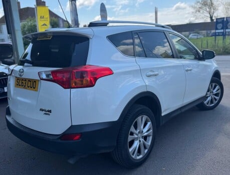Toyota Rav4 D-4D ICON 4
