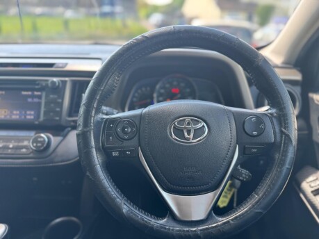 Toyota Rav4 D-4D ICON 9
