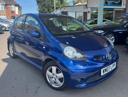 Toyota Aygo BLUE VVT-I