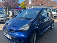 Toyota Aygo BLUE VVT-I 3