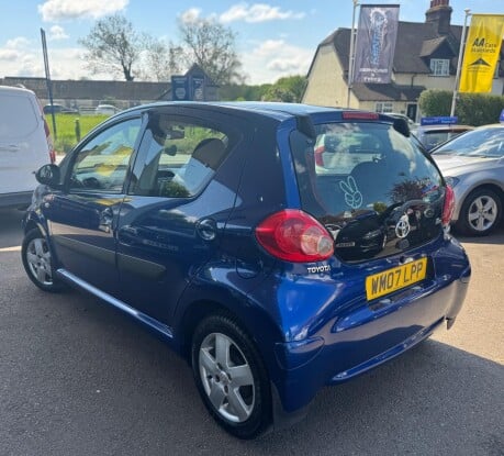 Toyota Aygo BLUE VVT-I 5