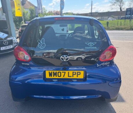 Toyota Aygo BLUE VVT-I 6