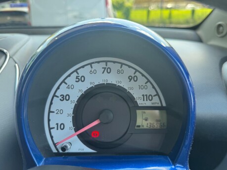 Toyota Aygo BLUE VVT-I 12