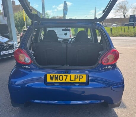 Toyota Aygo BLUE VVT-I 25