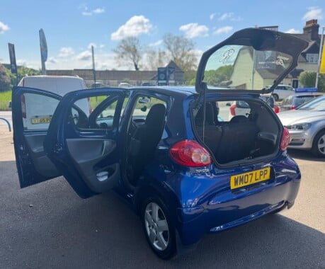 Toyota Aygo BLUE VVT-I 26