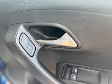 Volkswagen Polo S AC 19