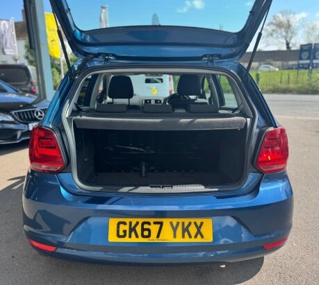 Volkswagen Polo S AC 33