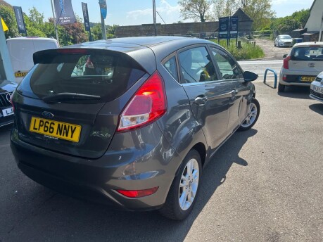 Ford Fiesta ZETEC 4