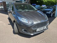 Ford Fiesta ZETEC 13