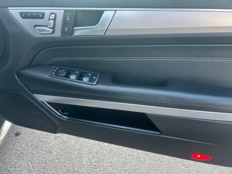 Mercedes-Benz E Class E350 BLUETEC AMG SPORT 24