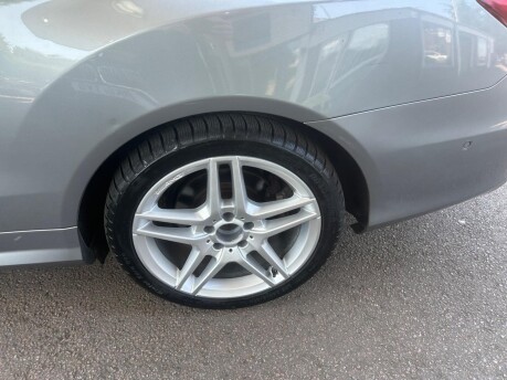 Mercedes-Benz E Class E350 BLUETEC AMG SPORT 25