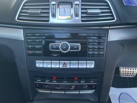 Mercedes-Benz E Class E350 BLUETEC AMG SPORT 27
