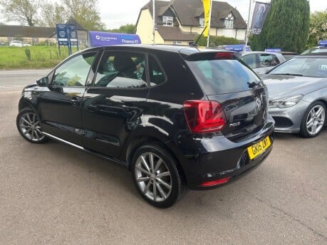 Volkswagen Polo SE DESIGN 6