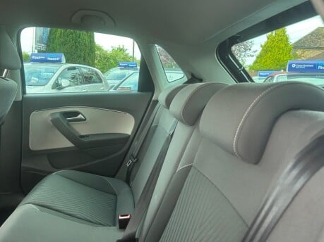 Volkswagen Polo SE DESIGN 22