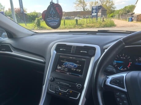 Ford Mondeo ZETEC ECONETIC TDCI 14