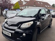 Toyota Urbancruiser VVT-I 3