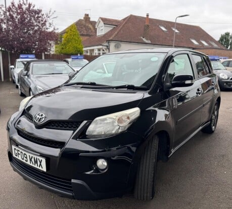 Toyota Urbancruiser VVT-I 3