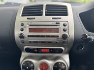 Toyota Urbancruiser VVT-I 18