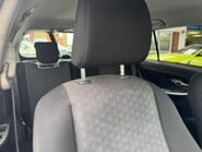 Toyota Urbancruiser VVT-I 19