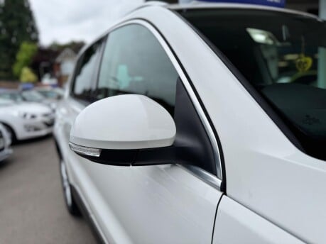 Volkswagen Tiguan SE TDI BLUEMOTION TECHNOLOGY 13