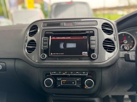 Volkswagen Tiguan SE TDI BLUEMOTION TECHNOLOGY 23