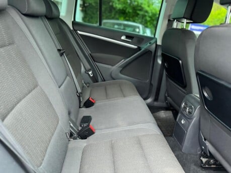 Volkswagen Tiguan SE TDI BLUEMOTION TECHNOLOGY 28