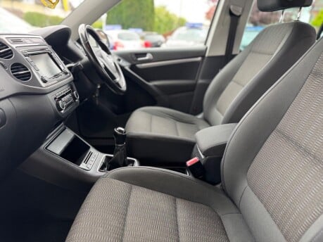 Volkswagen Tiguan SE TDI BLUEMOTION TECHNOLOGY 31