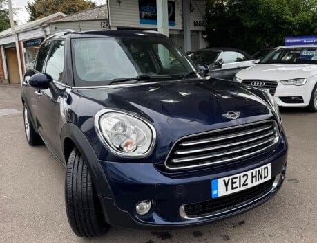 Mini Countryman COOPER 5